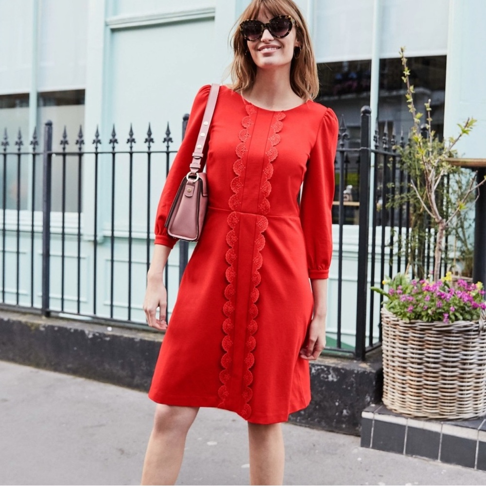 Boden True Red Alexandra Ponte Knit Dress
Scalloped Front Size 8